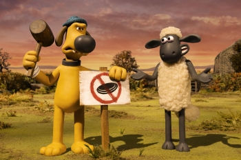  Ciné-goûter // Shaun le mouton le film : la ferme contre-attaque