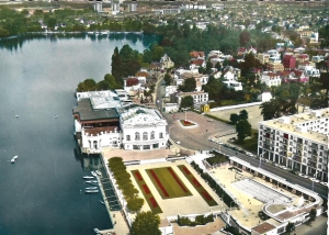Vue aérienne du Casino d'Enghien-les-Bains en 1975